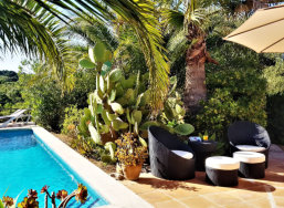 Poolloungebereich Finca Bona Sort Mallorca